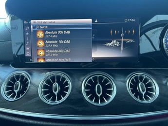 Mercedes-Benz E Class 2.0 E220d AMG Line (Premium) Cabriolet 2dr Diesel G-Tronic+ Euro