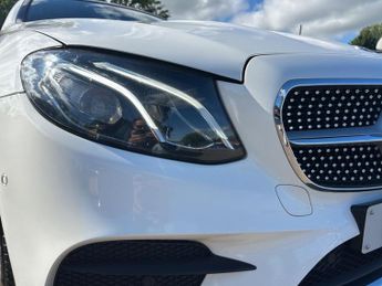 Mercedes-Benz E Class 2.0 E220d AMG Line (Premium) Cabriolet 2dr Diesel G-Tronic+ Euro