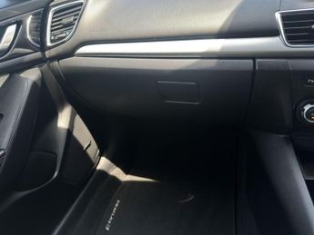 Mazda 3 2.0 SKYACTIV-G Sport Nav Auto Euro 5 (s/s) 5dr