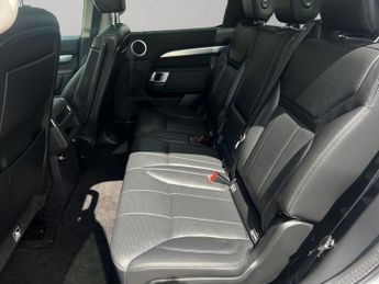 Land Rover Discovery 3.0 SD V6 Landmark Edition Auto 4WD Euro 6 (s/s) 5dr