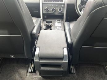 Land Rover Discovery 3.0 SD V6 Landmark Edition Auto 4WD Euro 6 (s/s) 5dr