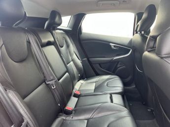 Volvo V40 1.5 T3 GPF Inscription Hatchback 5dr Petrol Auto Euro 6 (s/s) (1