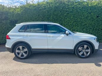 Volkswagen Tiguan 2.0 TSI SEL SUV 5dr Petrol DSG 4Motion Euro 6 (s/s) (180 ps)