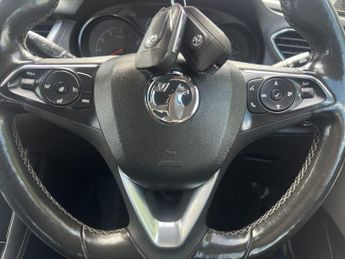 Vauxhall Grandland X 1.2 Turbo SE Premium Euro 6 (s/s) 5dr