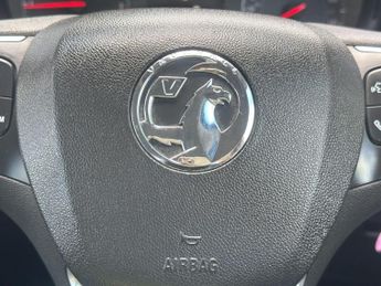Vauxhall Grandland X 1.2 Turbo SE Premium Euro 6 (s/s) 5dr