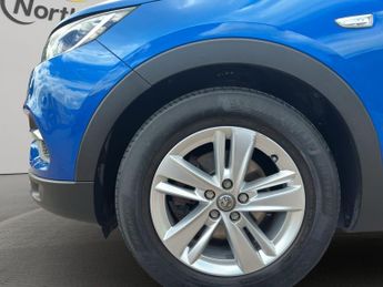 Vauxhall Grandland X 1.2 Turbo SE Premium Euro 6 (s/s) 5dr