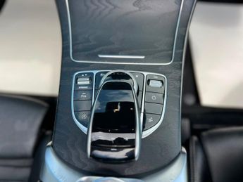 Mercedes-Benz C Class C 220 D 4MATIC AMG LINE PREMIUM PLUS