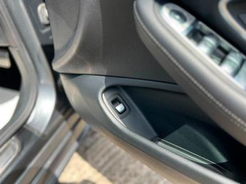 Mercedes-Benz C Class C 220 D 4MATIC AMG LINE PREMIUM PLUS