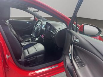 Vauxhall Astra 1.4i Turbo Elite Nav Euro 6 5dr