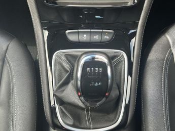 Vauxhall Astra 1.4i Turbo Elite Nav Euro 6 5dr