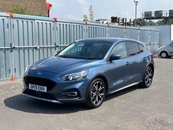 Ford Focus X SAT NAV ELECTRIC SUNROOF REAR CAMERA