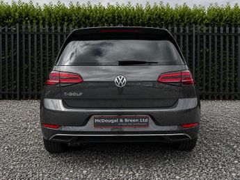 Volkswagen Golf 35.8kWh e-Golf Auto 5dr