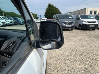 Ford Transit Connect SWB L1H1 Low Roof Air Con EURO 6 NO VAT