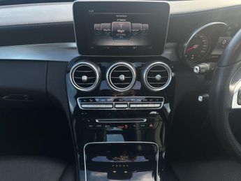 Mercedes-Benz C Class 2.1 C220d AMG Line (Premium Plus) Saloon 4dr Diesel 7G-Tronic+ E