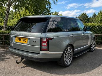 Land Rover Range Rover 4.4 SD V8 Autobiography SUV 5dr Diesel Auto 4WD Euro 6 (s/s) (33