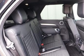 Land Rover Discovery 2023 R-DYNAMIC SE MHEV rear seat conversion deployable side step