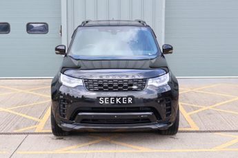Land Rover Discovery 2023 R-DYNAMIC SE MHEV rear seat conversion deployable side step
