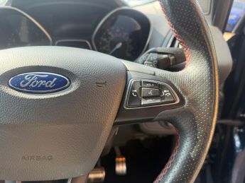 Ford Kuga 1.5T EcoBoost ST-Line SUV 5dr Petrol Auto AWD Euro 6