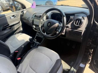 Renault Captur 0.9 TCe ENERGY Dynamique Nav SUV 5dr Petrol Manual Euro 6