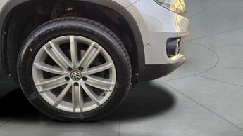 Volkswagen Tiguan SPORT TDI BLUEMOTION TECHNOLOGY 4MOTION DSG