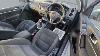 Volkswagen Tiguan SPORT TDI BLUEMOTION TECHNOLOGY 4MOTION DSG