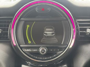 Mini Hatch 1.5 Cooper Auto Euro 6 (s/s) 3dr