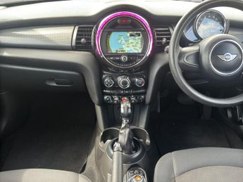 Mini Hatch 1.5 Cooper Auto Euro 6 (s/s) 3dr
