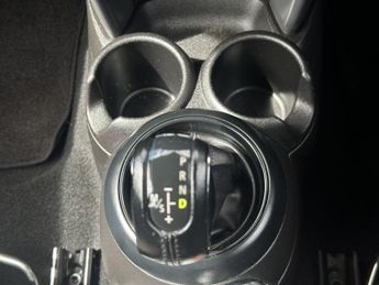Mini Hatch 1.5 Cooper Auto Euro 6 (s/s) 3dr
