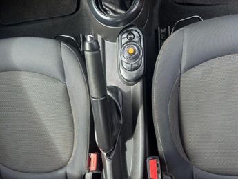 Mini Hatch 1.5 Cooper Auto Euro 6 (s/s) 3dr