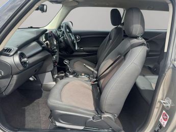 Mini Hatch 1.5 Cooper Auto Euro 6 (s/s) 3dr