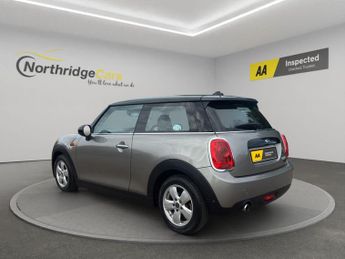 Mini Hatch 1.5 Cooper Auto Euro 6 (s/s) 3dr