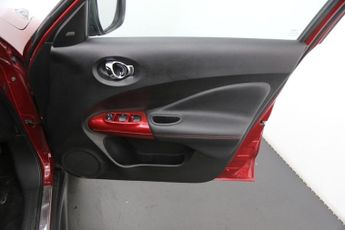 Nissan Juke 1.6 Tekna XTRON Euro 6 5dr