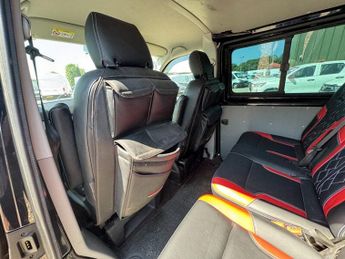 Volkswagen Transporter Crew Cab AUTO SWB L1H1 T32 Sportline Air Con Alloys Sensors EURO