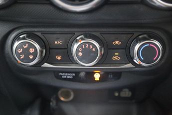 Nissan Juke 1.0 DIG-T Acenta DCT Auto Euro 6 (s/s) 5dr