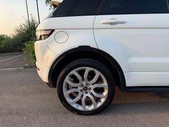 Land Rover Range Rover Evoque 2.2 SD4 Dynamic SUV 5dr Diesel Auto 4WD Euro 5 (190 ps)