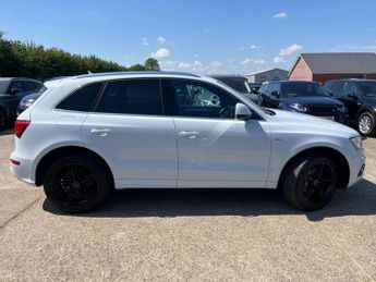 Audi Q5 2.0 TDI S line Plus S Tronic quattro Euro 5 (s/s) 5dr