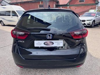 Honda Jazz I-MMD SR