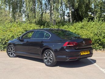 Volkswagen Passat 2.0 TDI EVO SEL Saloon 4dr Diesel DSG Euro 6 (s/s) (150 ps)