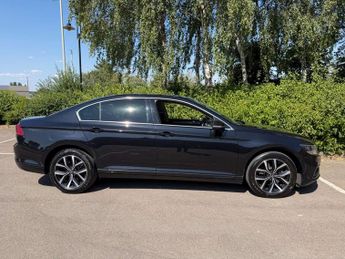 Volkswagen Passat 2.0 TDI EVO SEL Saloon 4dr Diesel DSG Euro 6 (s/s) (150 ps)