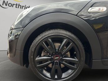 Mini Hatch 2.0 Cooper S Sport Steptronic Euro 6 (s/s) 3dr
