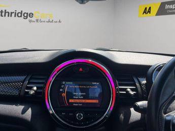 Mini Hatch 2.0 Cooper S Sport Steptronic Euro 6 (s/s) 3dr