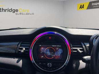 Mini Hatch 2.0 Cooper S Sport Steptronic Euro 6 (s/s) 3dr