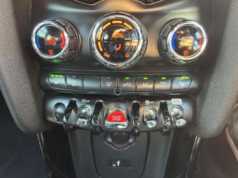 Mini Hatch 2.0 Cooper S Sport Steptronic Euro 6 (s/s) 3dr
