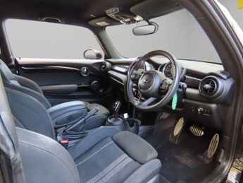 Mini Hatch 2.0 Cooper S Sport Steptronic Euro 6 (s/s) 3dr