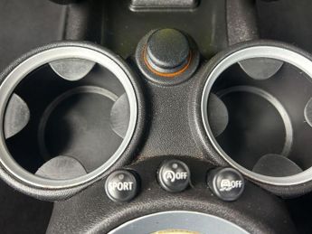 Mini Convertible 1.6 Cooper S Euro 5 (s/s) 2dr