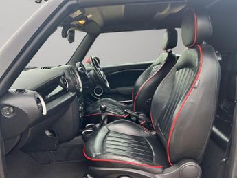 Mini Convertible 1.6 Cooper S Euro 5 (s/s) 2dr