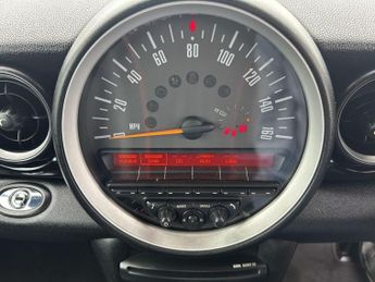 Mini Convertible 1.6 Cooper S Euro 5 (s/s) 2dr