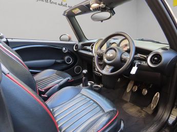 Mini Convertible 1.6 Cooper S Euro 5 (s/s) 2dr