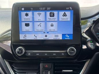 Ford Fiesta 1.0T EcoBoost Titanium Euro 6 (s/s) 5dr