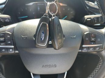 Ford Fiesta 1.0T EcoBoost Titanium Euro 6 (s/s) 5dr